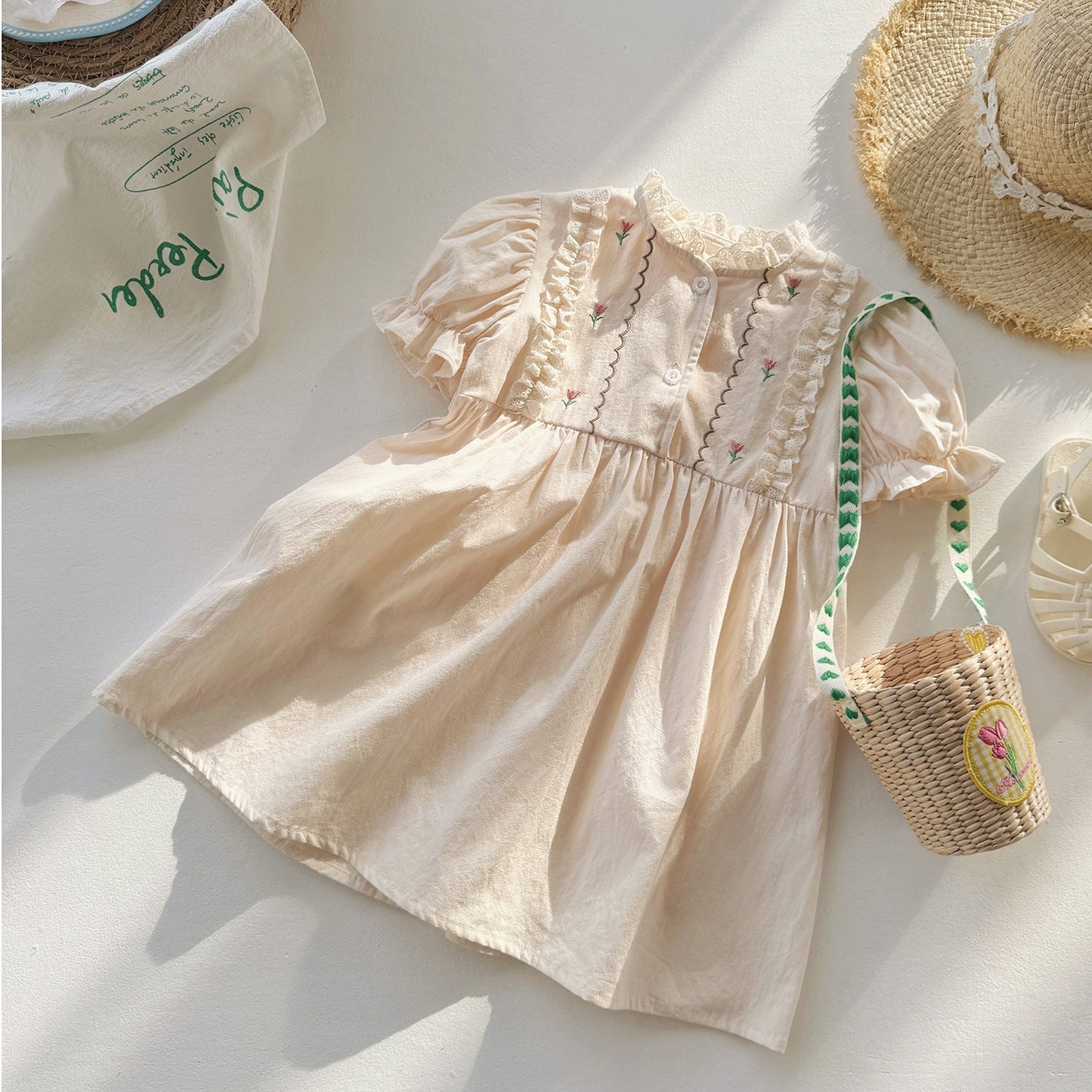 Summer Arrival Baby Kids Girls Cute Short Sleeves Flowers Pattern Embroidered Dress-2