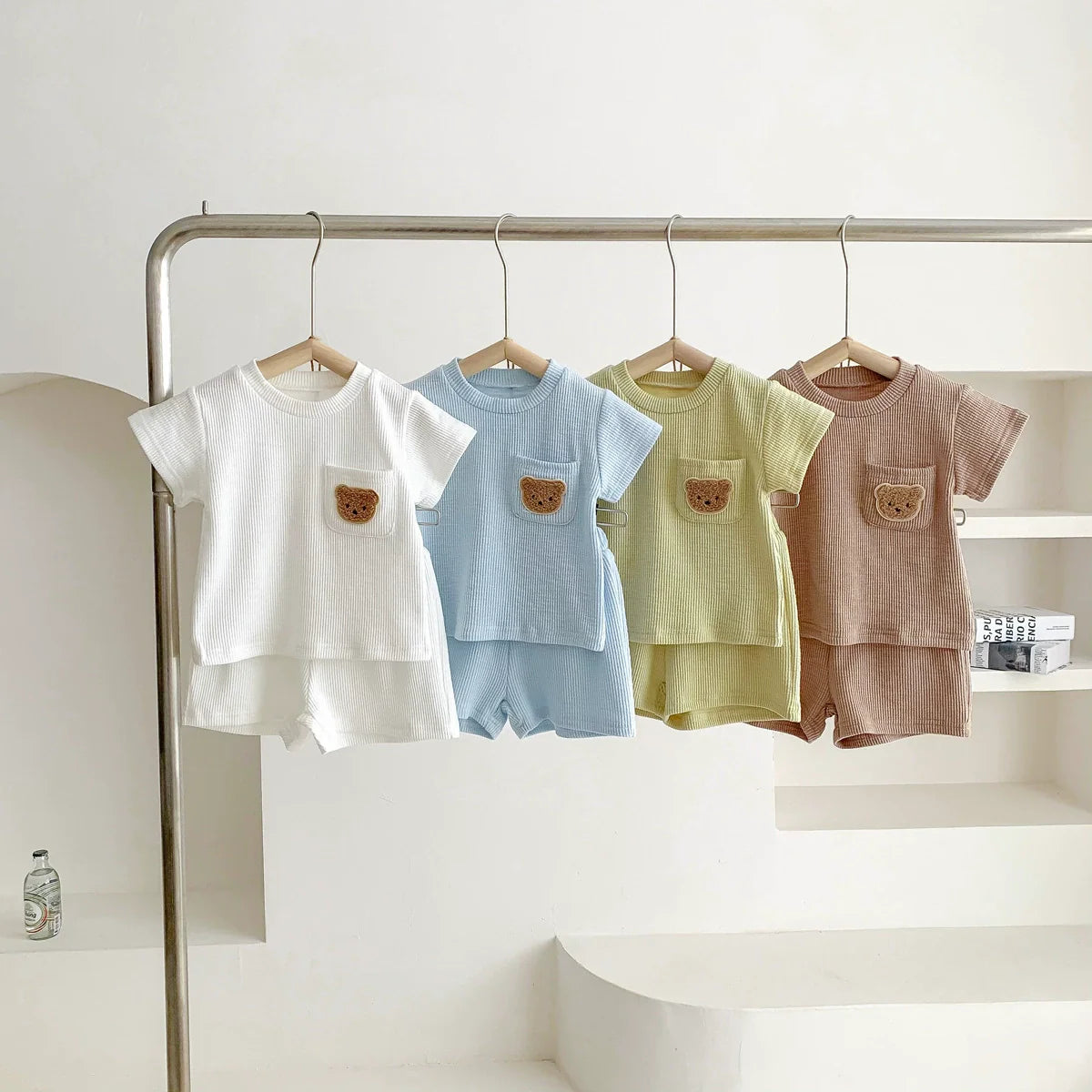 Summer Hot Selling Baby Kids Unisex Short Sleeves Crew Neck Top Shirt with Teddy Pattern and Shorts Clothing Set-0