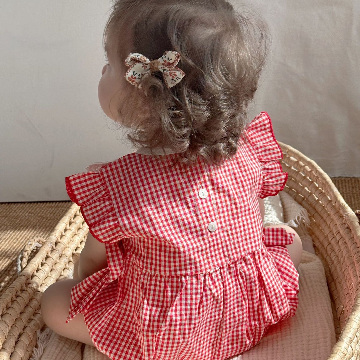 Summer Arrival Baby Cute Plaid Sleeveless Strawberry Embroidered Onesies-1