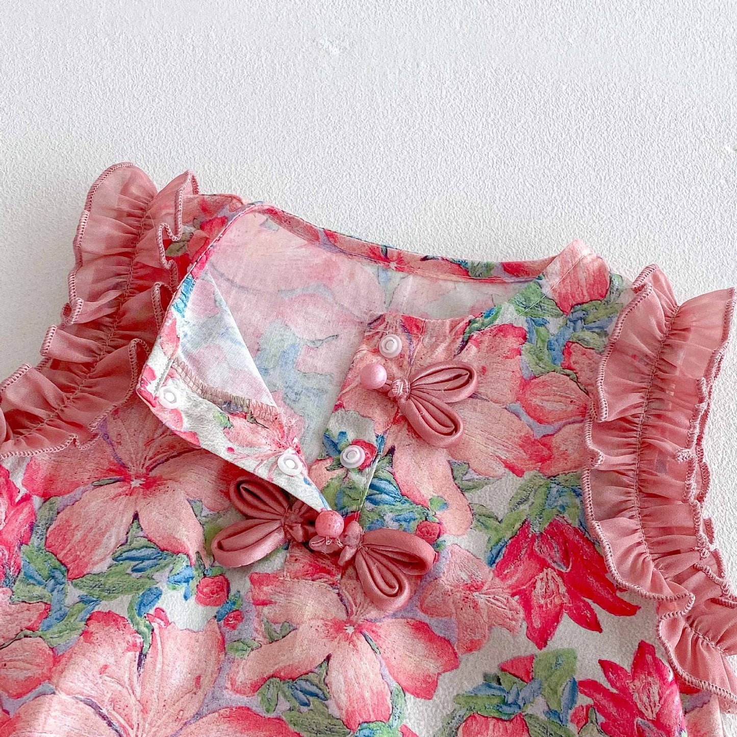 Summer Arrival Baby Girls Vintage Flowers Pattern Onesies