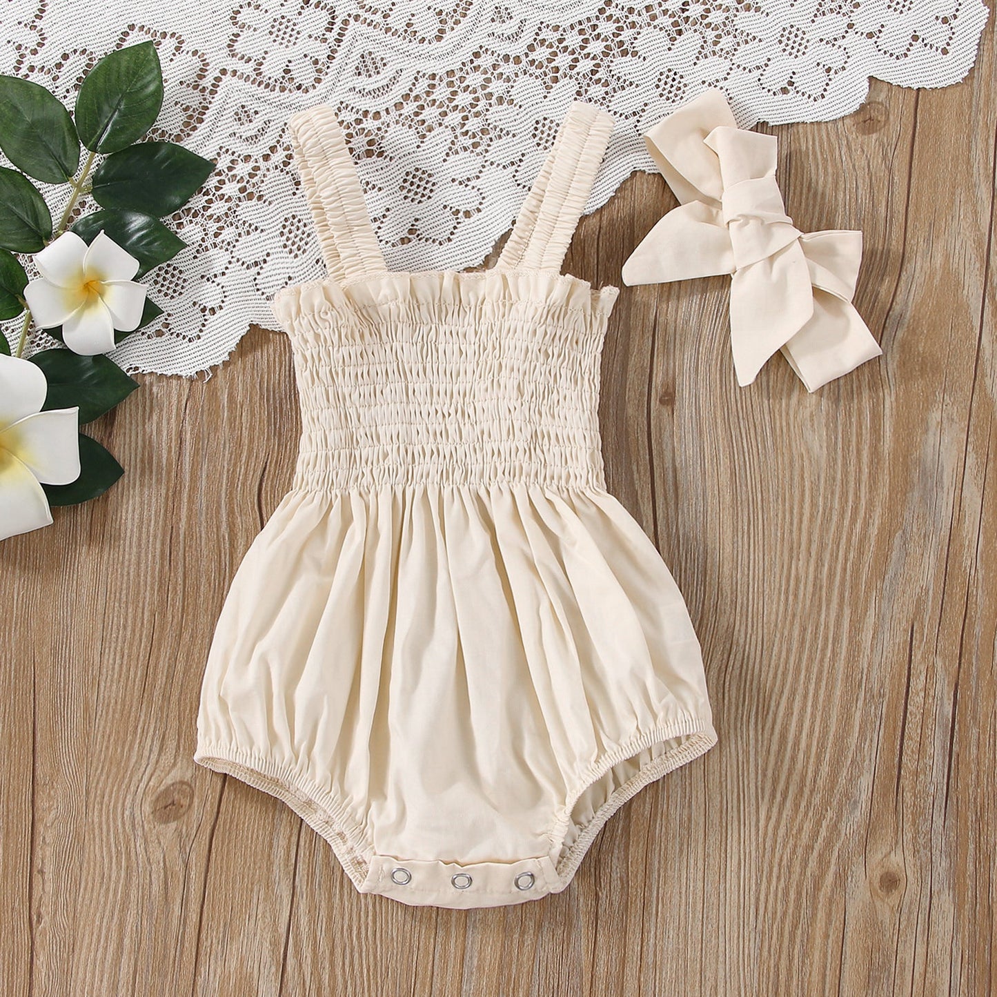 Baby Girls Solid Color Sleeveless Summer Shirred Bodysuit Onesies & Headband-3