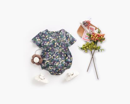 Baby Girls Floral Print V-Neck Buttoned Design Short-Sleeved Onesies-3