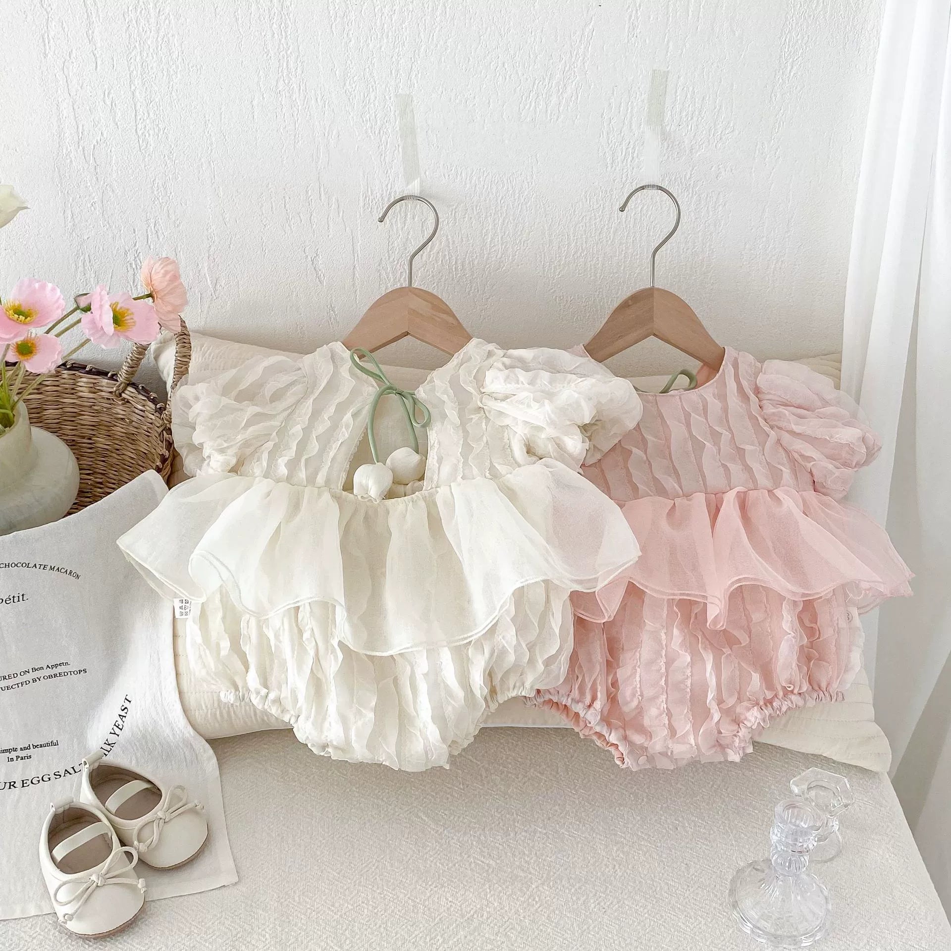 Summer Arrival Baby Girls Ruffle Design Short Sleeves Onesies-0
