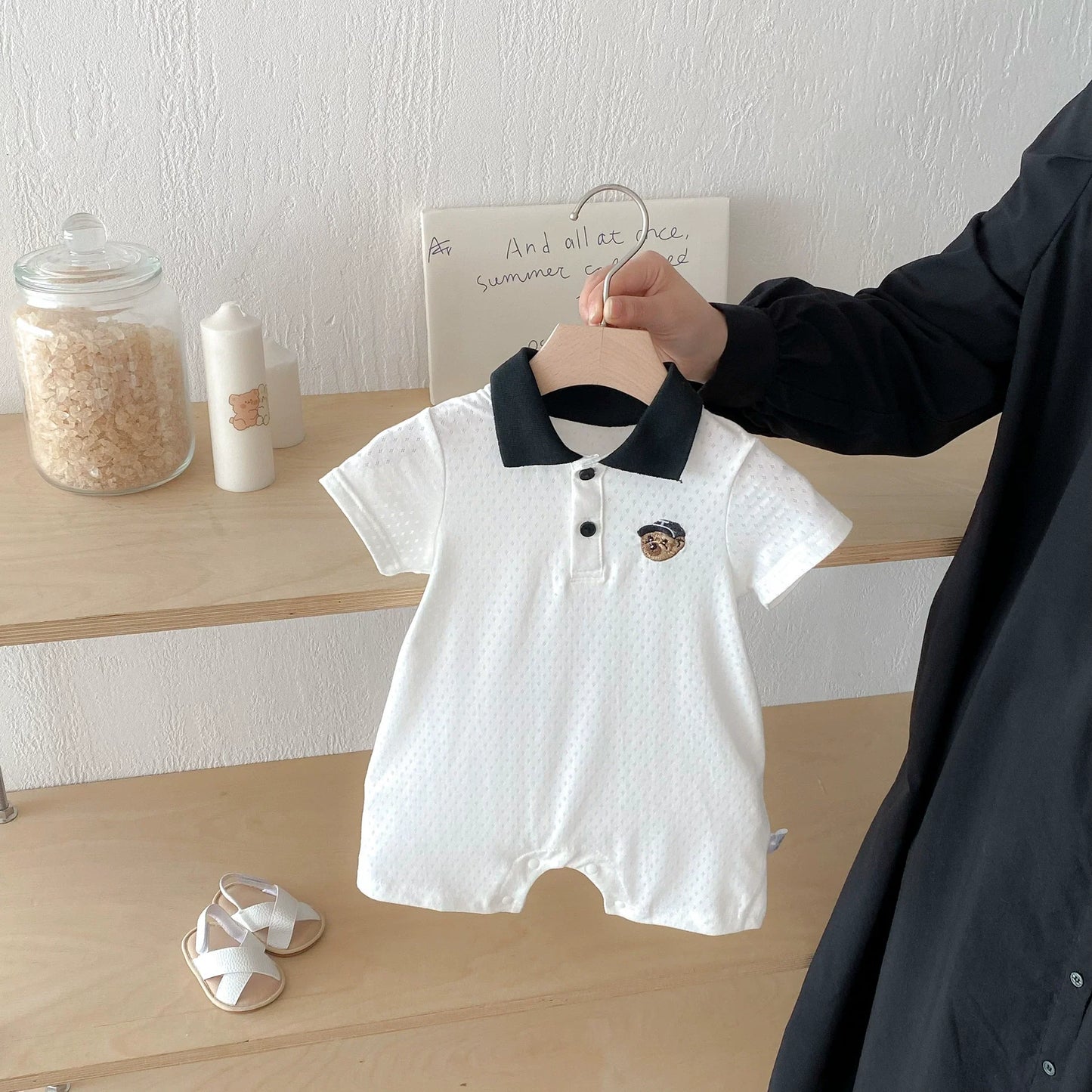 Summer Arrival Baby Boys Teddy Bear Pattern Short Sleeves Rompers with Turn-down Collar-1