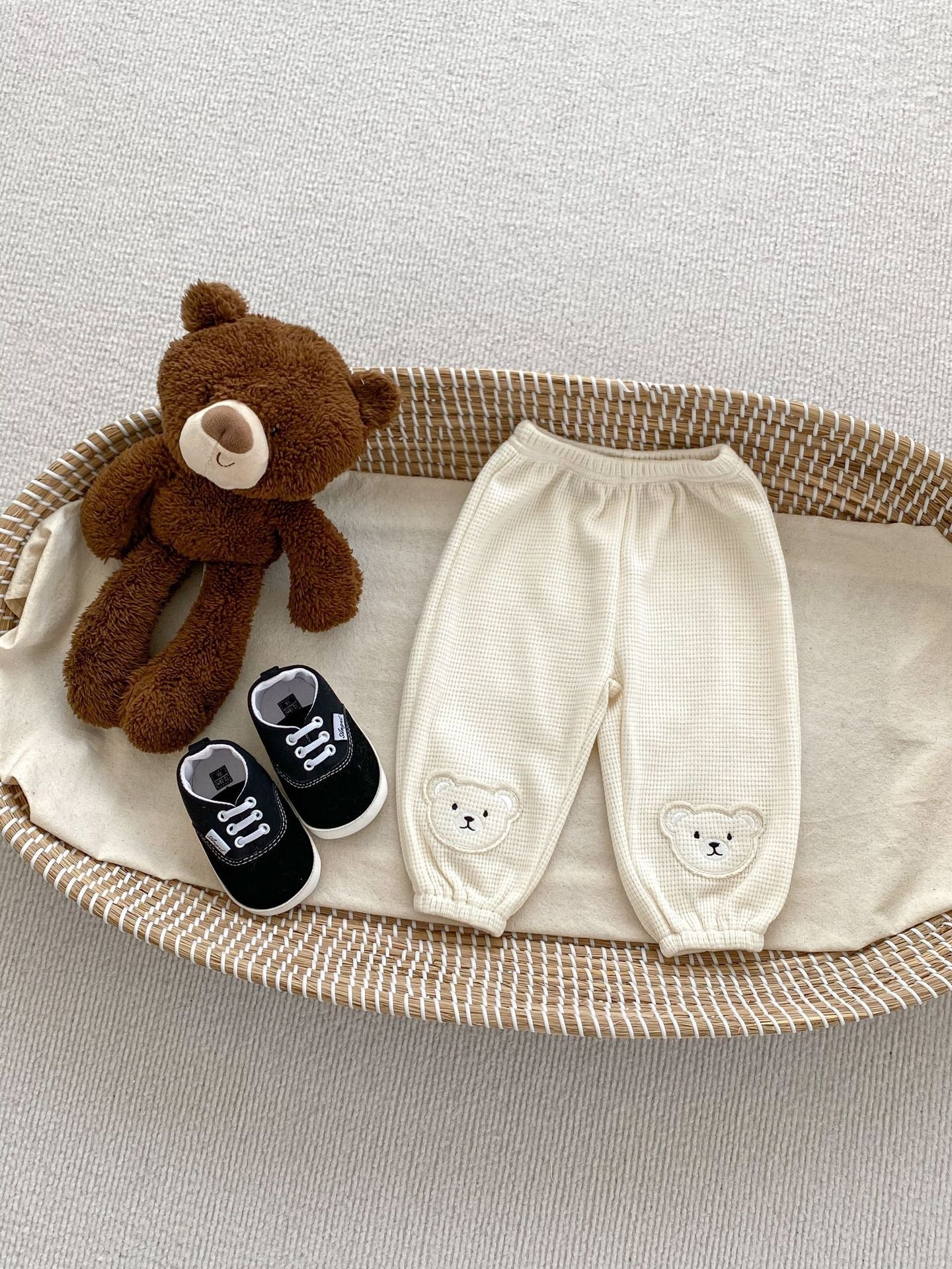 Spring Adorable Baby Kids Unisex Teddy Bear Knitted Waffle Grid Thin Pants-5